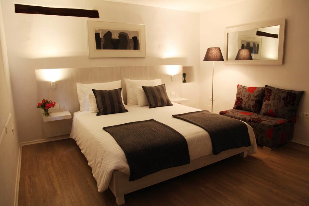 Boutique Hotel Dvor Dobrovo Quarto foto